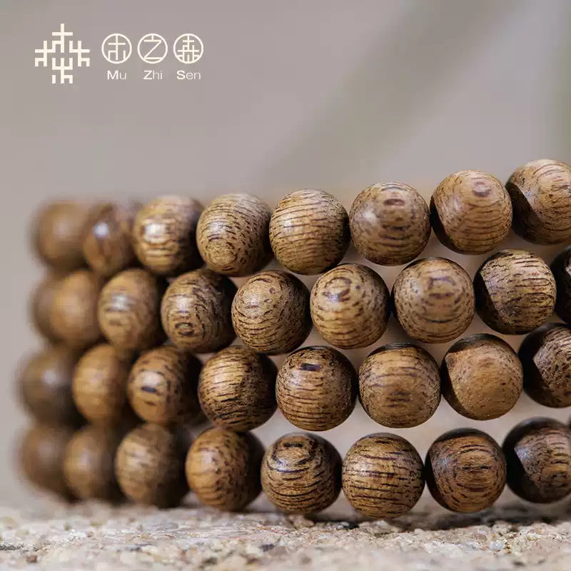 Golden Triangle Sugar Knot Horizontal Stripe Agarwood Bracelet
