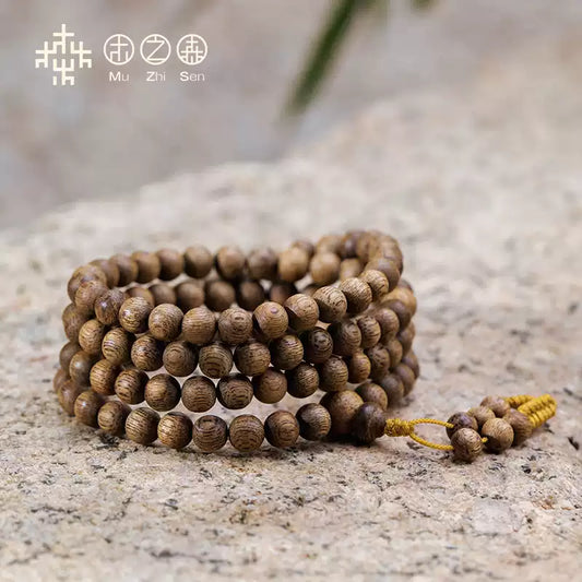 Golden Triangle Sugar Knot Horizontal Stripe Agarwood Bracelet
