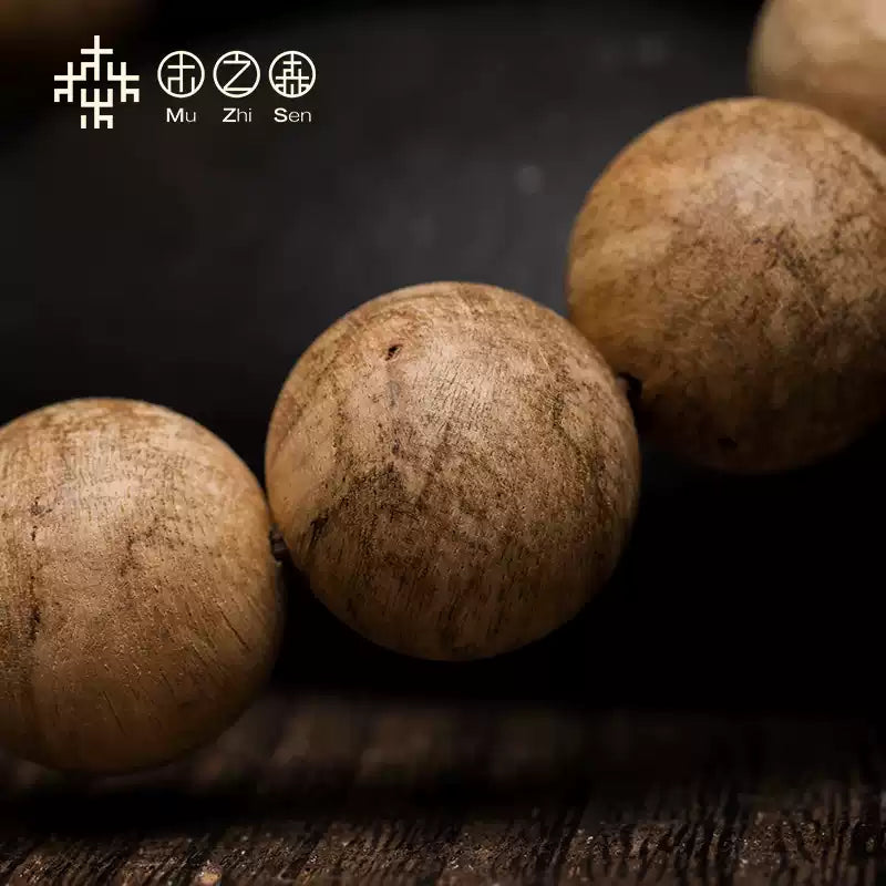 Agarwood Buddhist beads bracelet 16MM22g natural mature butter grid
